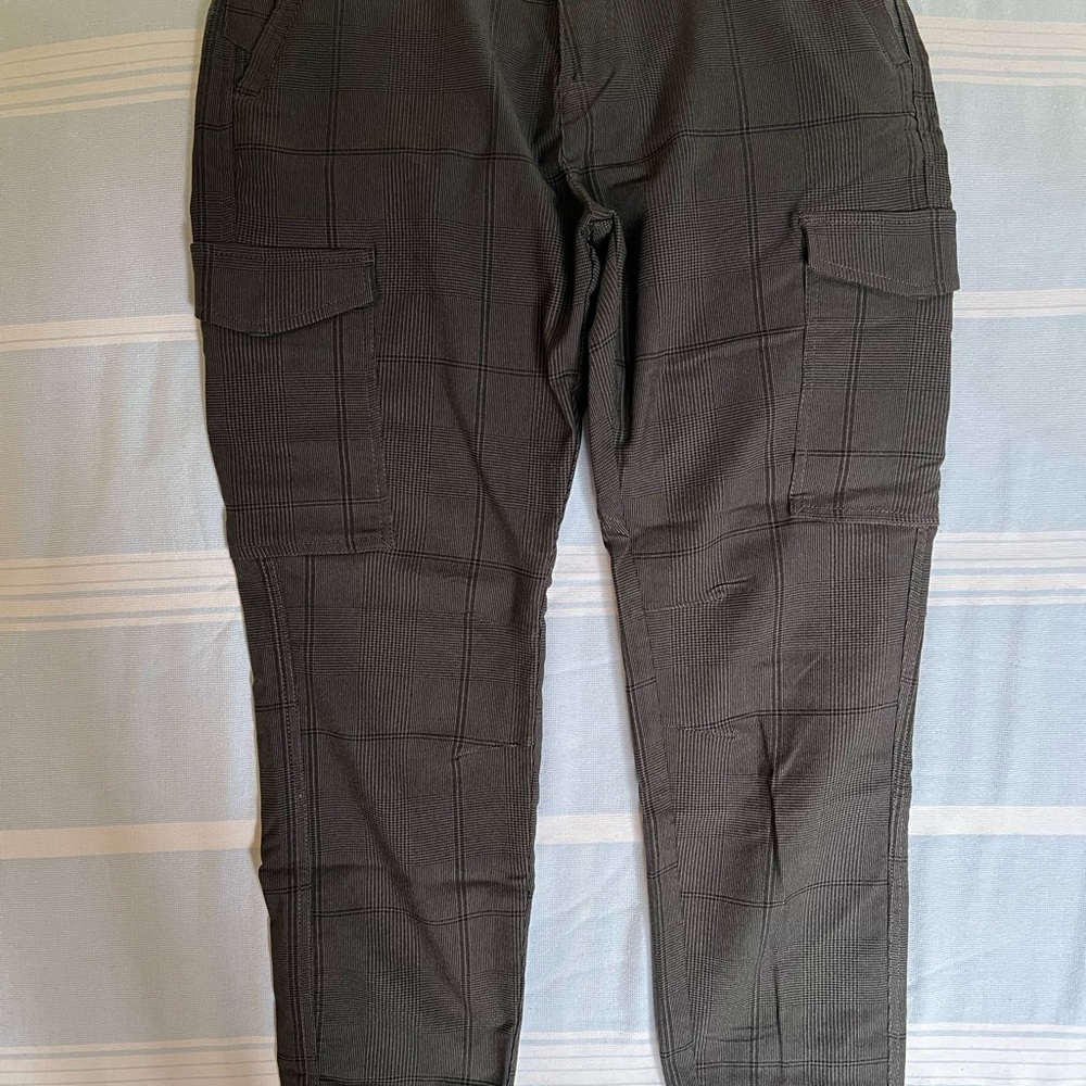 Men's Charcoal Cargo Pants